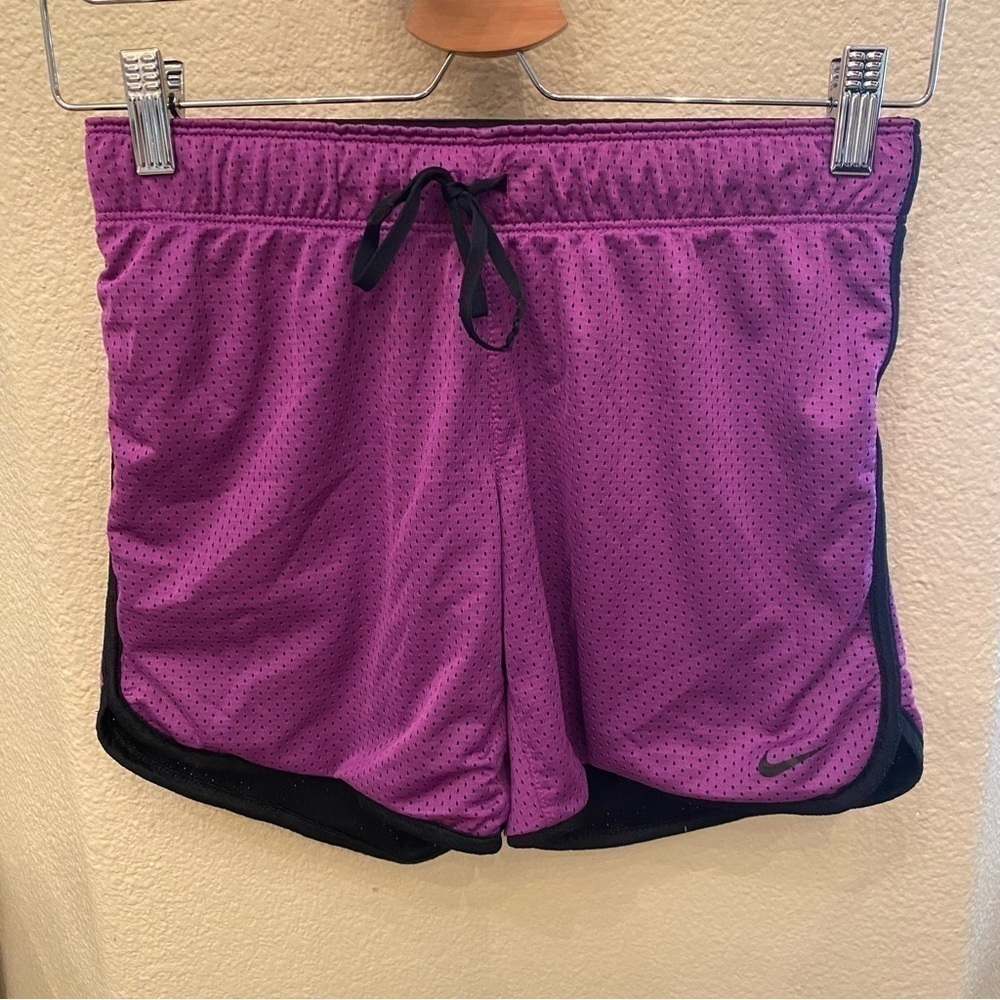 NIKE Women’s Purple Athletic Shorts Size XS